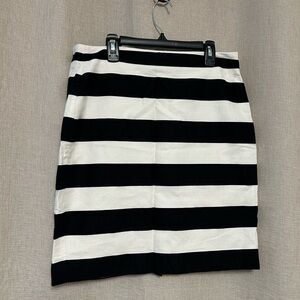 Banana Republic Black and White Striped Pencil Skirt